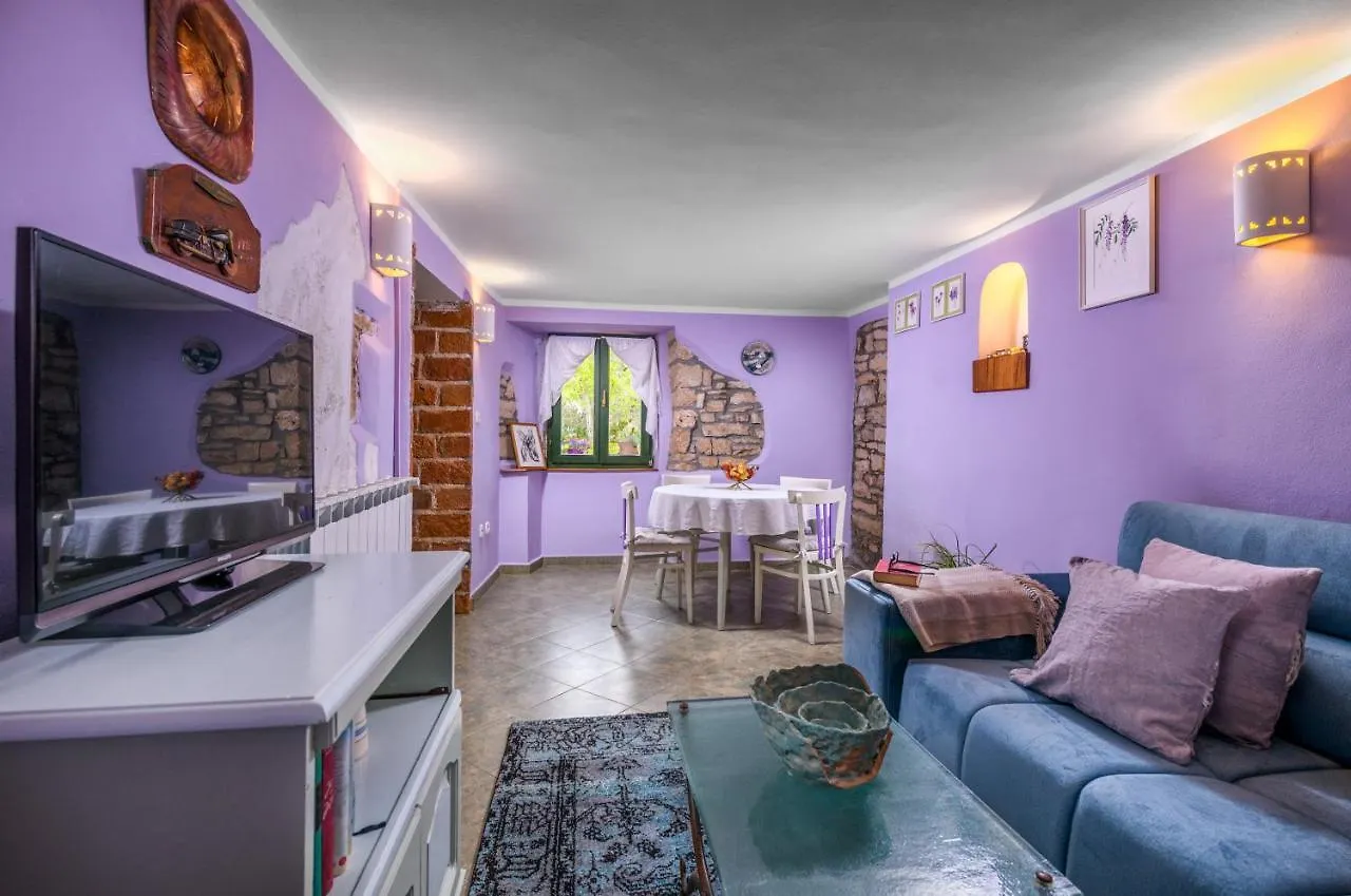 Holiday home Rural Home Oriana Manjadvorci