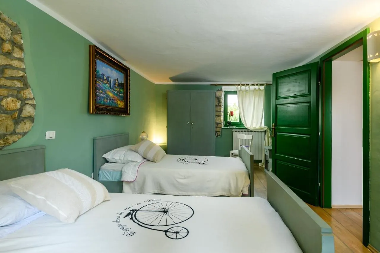 Holiday home Rural Home Oriana Manjadvorci